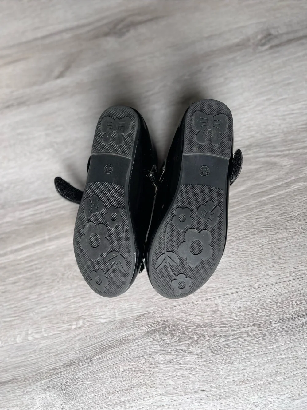 Girls Black Patent Mary Jane Shoes with Bow